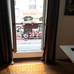 Apartment Rue Veron