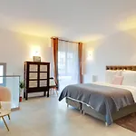 Appartement avec 3 chambre(s) de 130 m² et 2 salle(s) de bains privée(s) à 5e - Panthéon- Notre Dam
