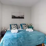 Sweet Home Paris Apartment