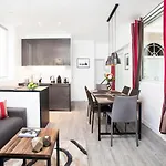 Apartment (55 m²), 2 Schlafzimmer und 2 eigene Badezimmer in 2. - Louvre - Börse