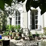 Rue Du Faubourg Poissonniere IV By Onefinestay