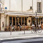 Rue Du Faubourg Poissonniere IV By Onefinestay