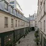 Charmant Studio Neuf Proche Des Invalides