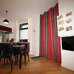 Cozy Saint Georges
