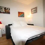 Cozy Saint Georges