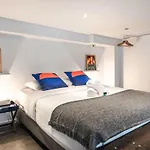 Outstanding Artist Loft - Between Marais&Canal