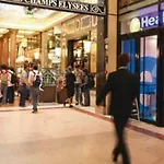 Avenue Des Champs Elysees - Studio Ks