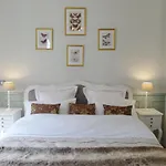 Chambre D Hote : Louvre Elegant Apt Suite