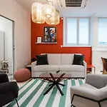 SUITE SARTRE : au cœur de la Rive Gauche, neuf, design, 2/4 personnes