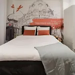 SUITE SARTRE : au cœur de la Rive Gauche, neuf, design, 2/4 personnes