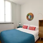 202117 - Appartement 6 personnes à Paris