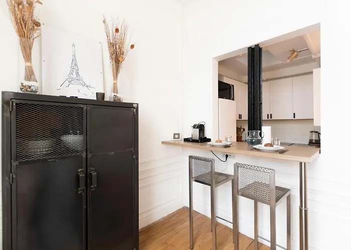 Guestready - Lovely Bright Flat With Private Patio