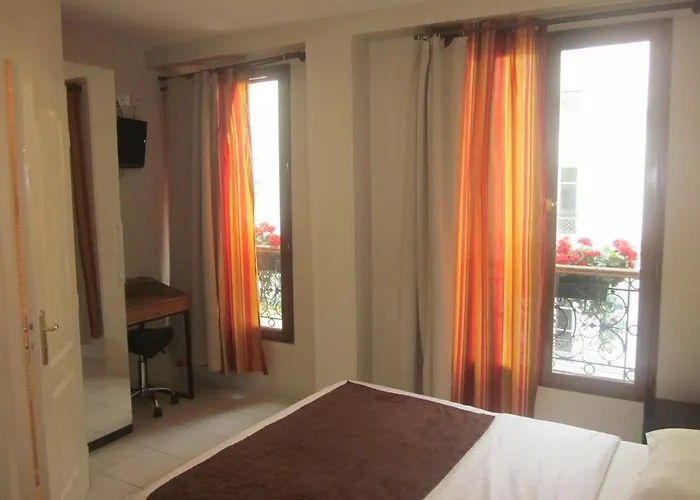 Hôtel Paris Lecluse