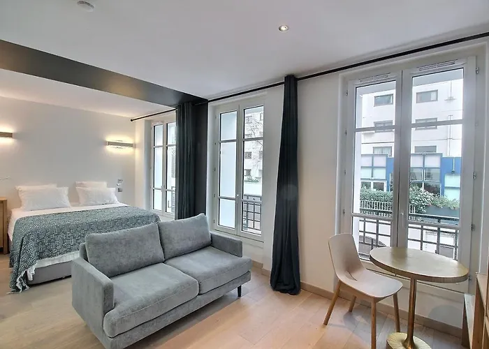 S18922 - Studio 2 Personnes A Paris