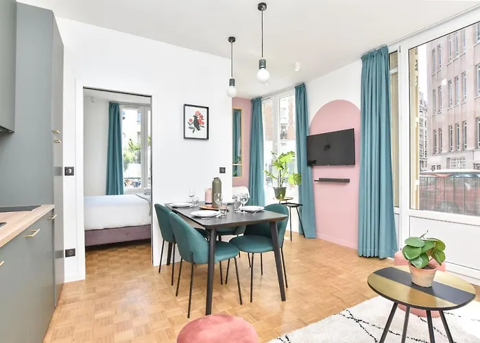 Charming And Cosy Flat Next To The Eiffel Tower