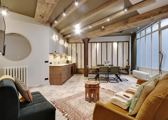 CMG - Amazing Duplex 2BR/6P - Le Marais