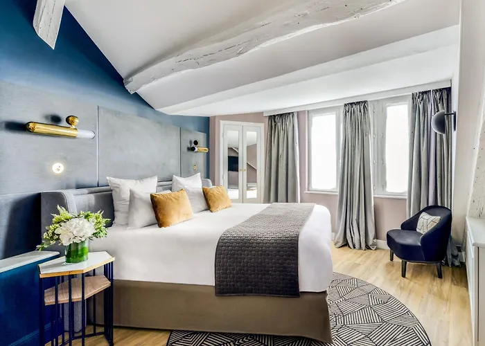 Hotel Opera Opal