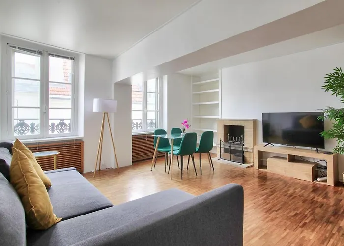 3 Bedrooms Le Marais Beauregard