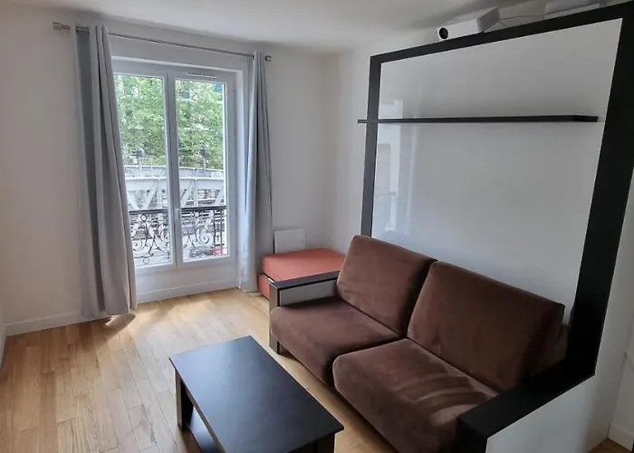 Paris Auriol