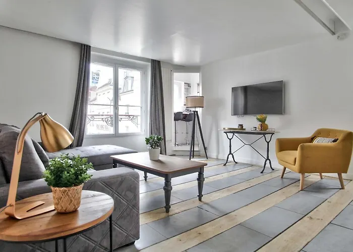 Luxurious 1 Bedroom Le Marais Temple Free Netflix