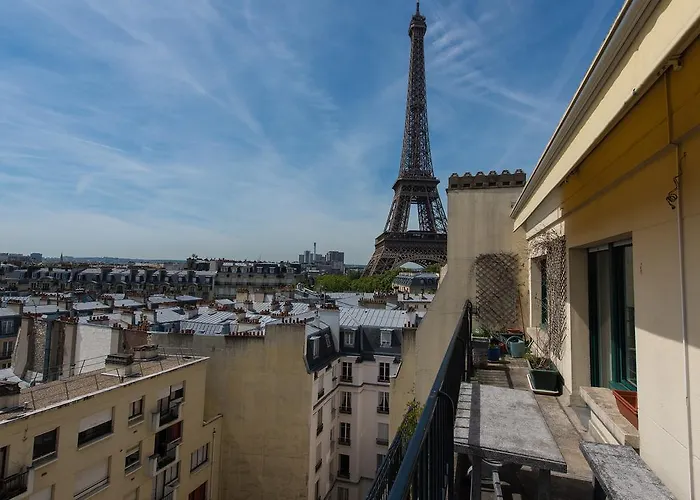 Design & Art Eiffel Tower 7Th Flat
