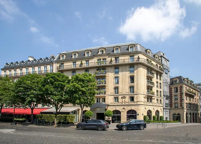 Hotel Barriere Fouquet\'S Paris