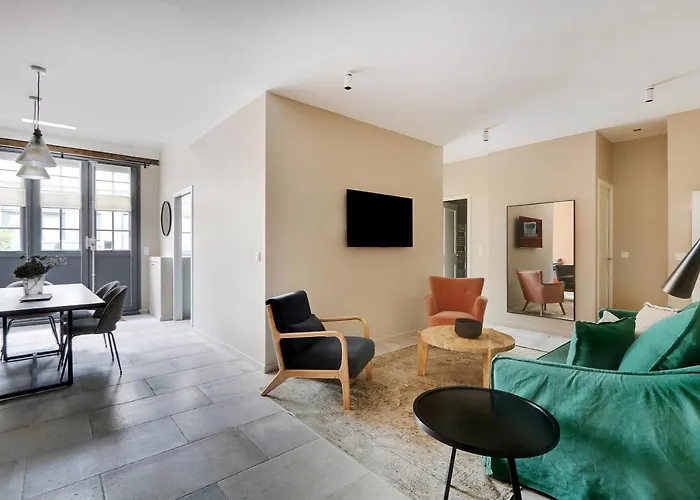 Pick A Flat\'S Apartment Near Place De La Bastille - Rue Du Faubourg Saint Antoine