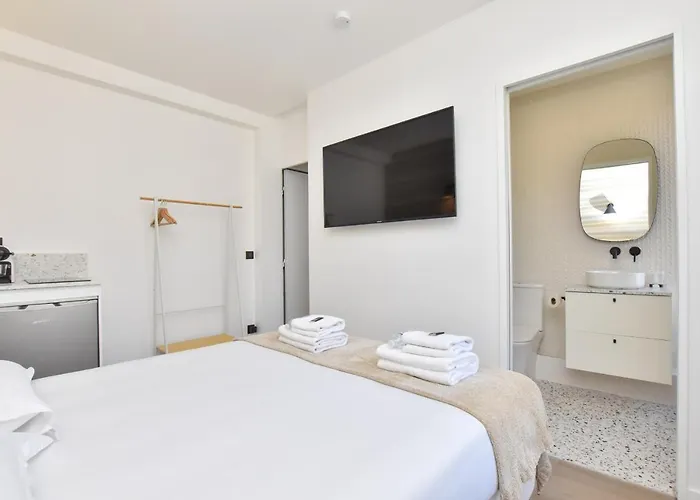 Cosy Bedroom - Tour Eiffel Champs De Mars 3A
