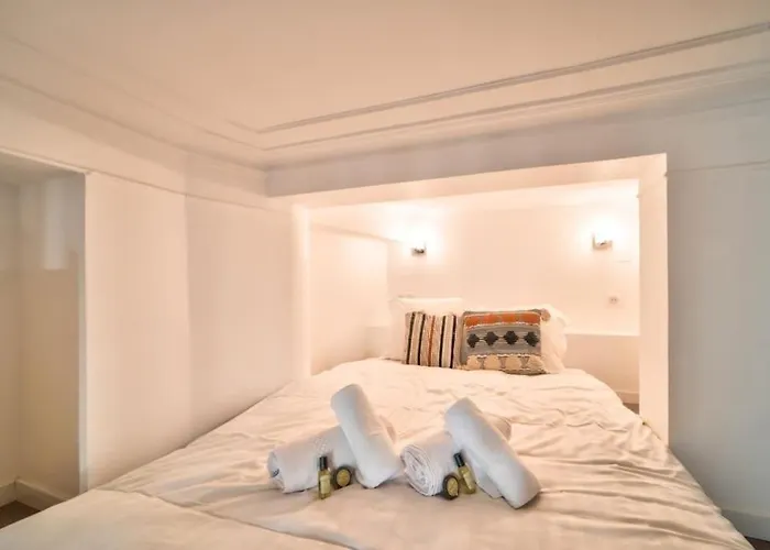 Bel Appartement Au Coeur De Montmartre