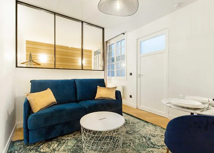 Magnifique Apartment - 1Br2P -Place De L\'Etoile