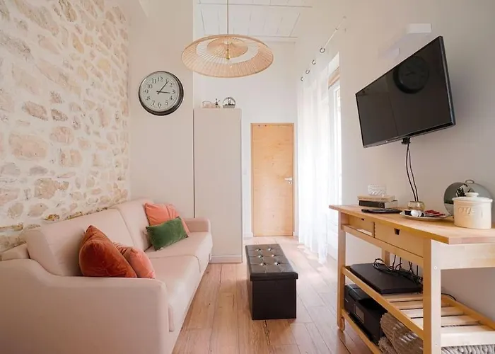 Appartement De Charme - Batignoles - 17Eme