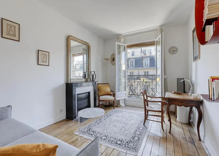 Ideal 1 Bd Flat With Balcony - Paris 05