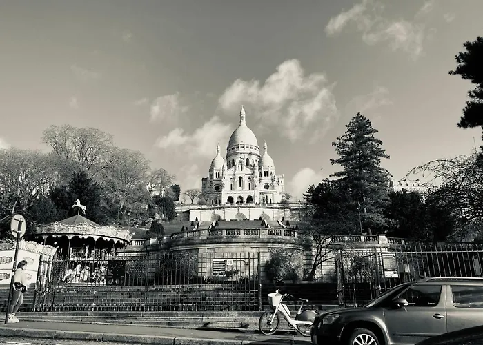 Chambre au calme à Montmartre near Sacré-Coeur !