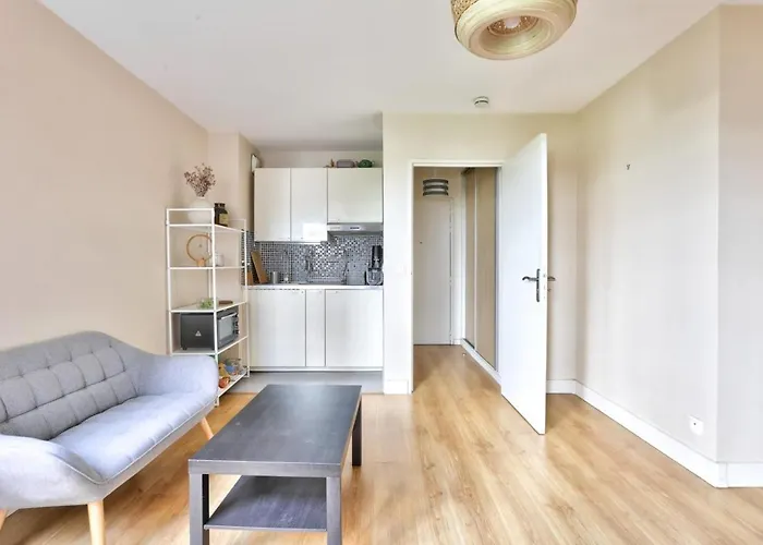 Nice Accommodation For 2 People In La Villette