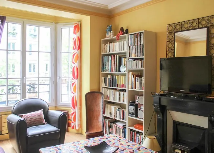 Cozy Love Nest Near Stade De France