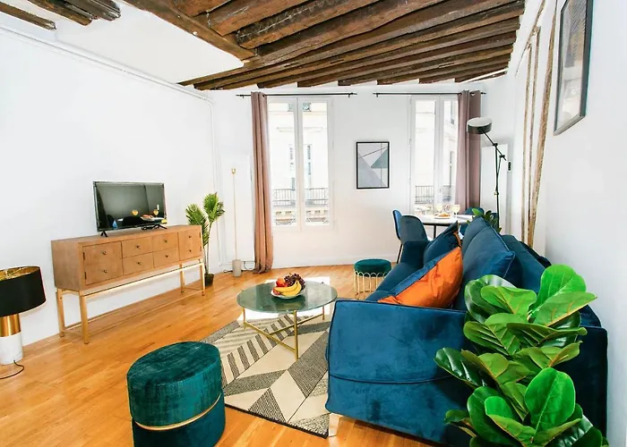 Louvre & Rivoli - City Apartment