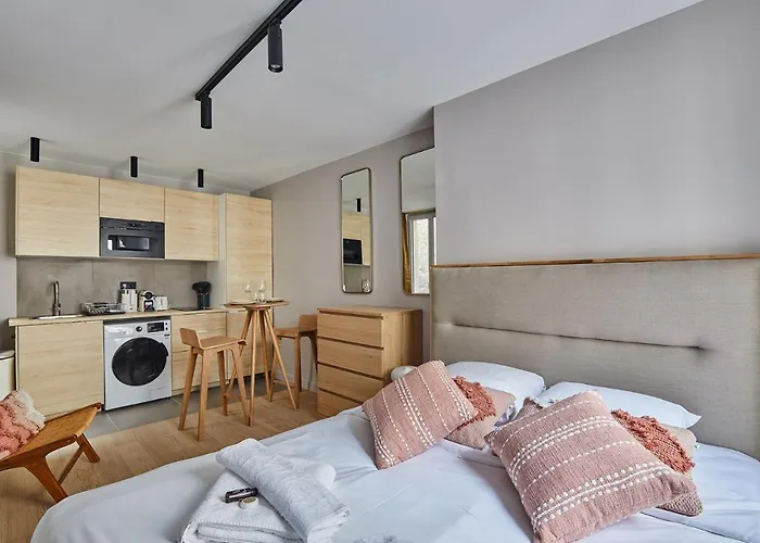 Studio Tour Eiffel By Studio Prestige