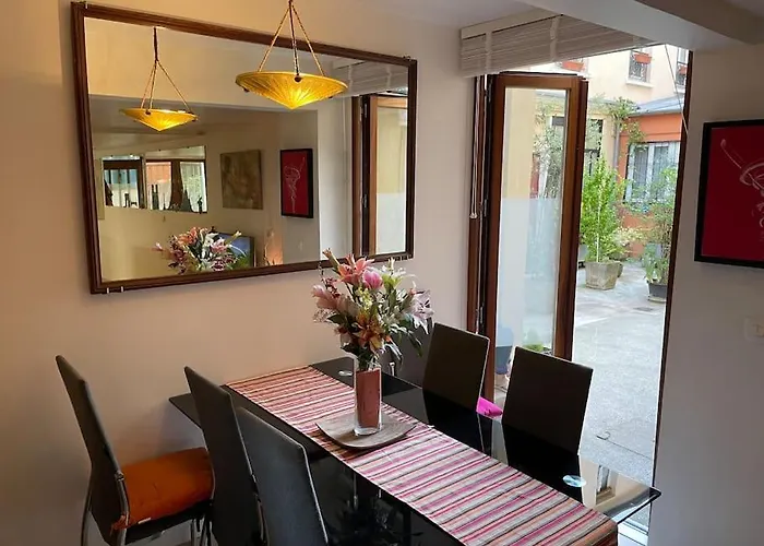 Chezadrienparis - Appartement De 90M2 En Souplex