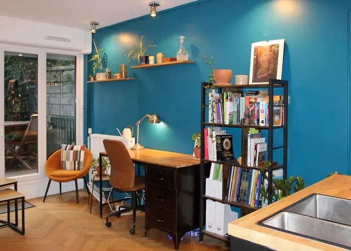 New Cocoon With Garden Near Buttes-Chaumont