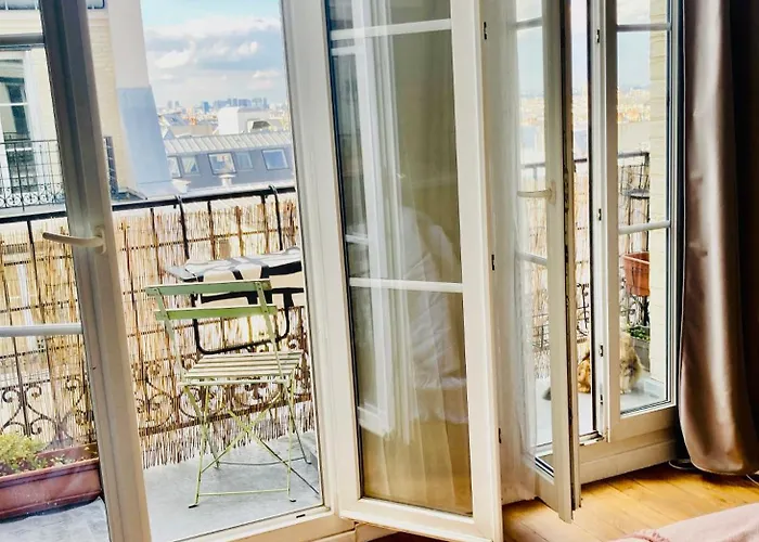 Chambre au calme à Montmartre near Sacré-Coeur !