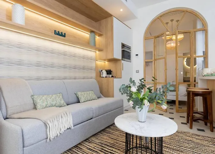 New Luxury And Cozy Apartment - Notre Dame