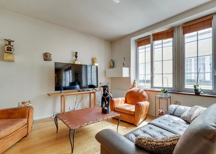 Duplex Calme Et Lumineux Au Coeur De Bastille