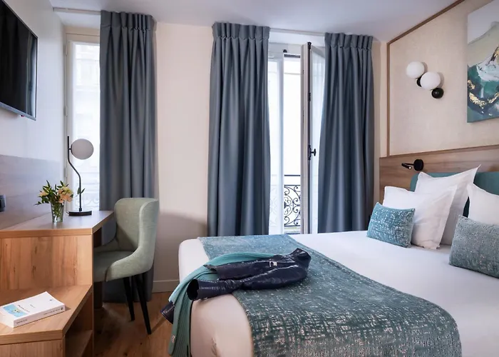 Dream Hotel Opera