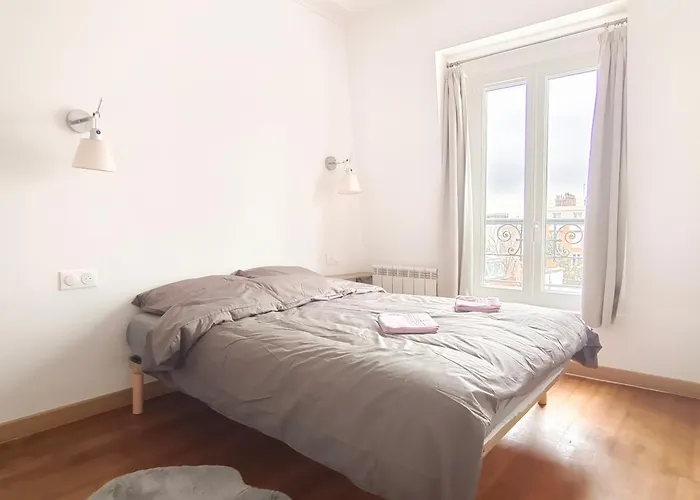 Appartement Moderne A Paris Pour 4 Personnes