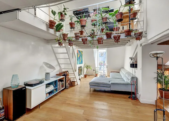 Pretty Parisian Penthouse
