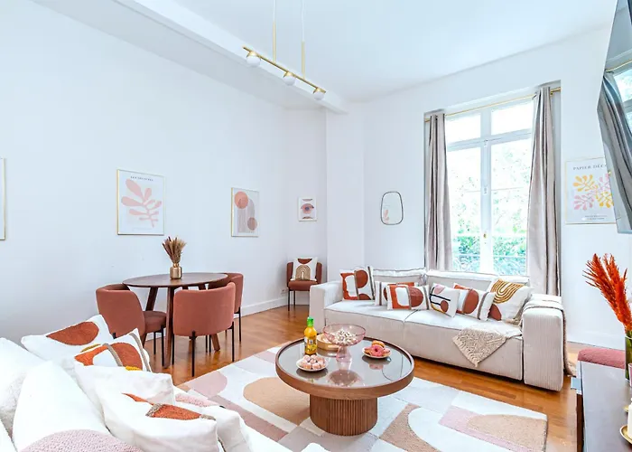 Agreable Appartement Rue De La Pompe