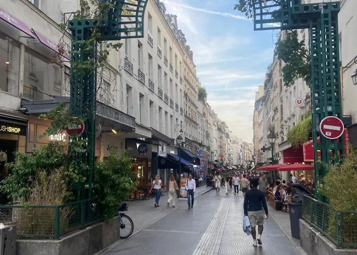 Appartement Paris Rue Montorgueil