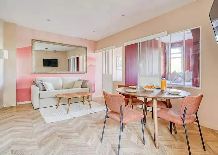 Appartement 2 Chambres Place Pereire 75017 - III