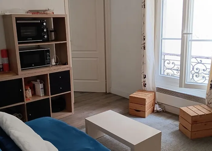 Appartement En Plein Coeur Du 10Eme Et Proche De Plusieurs Gares