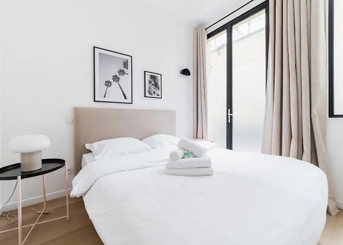 Appartement Luxueux Avec Salle De Bains De Reve 6P - Flat-Guest